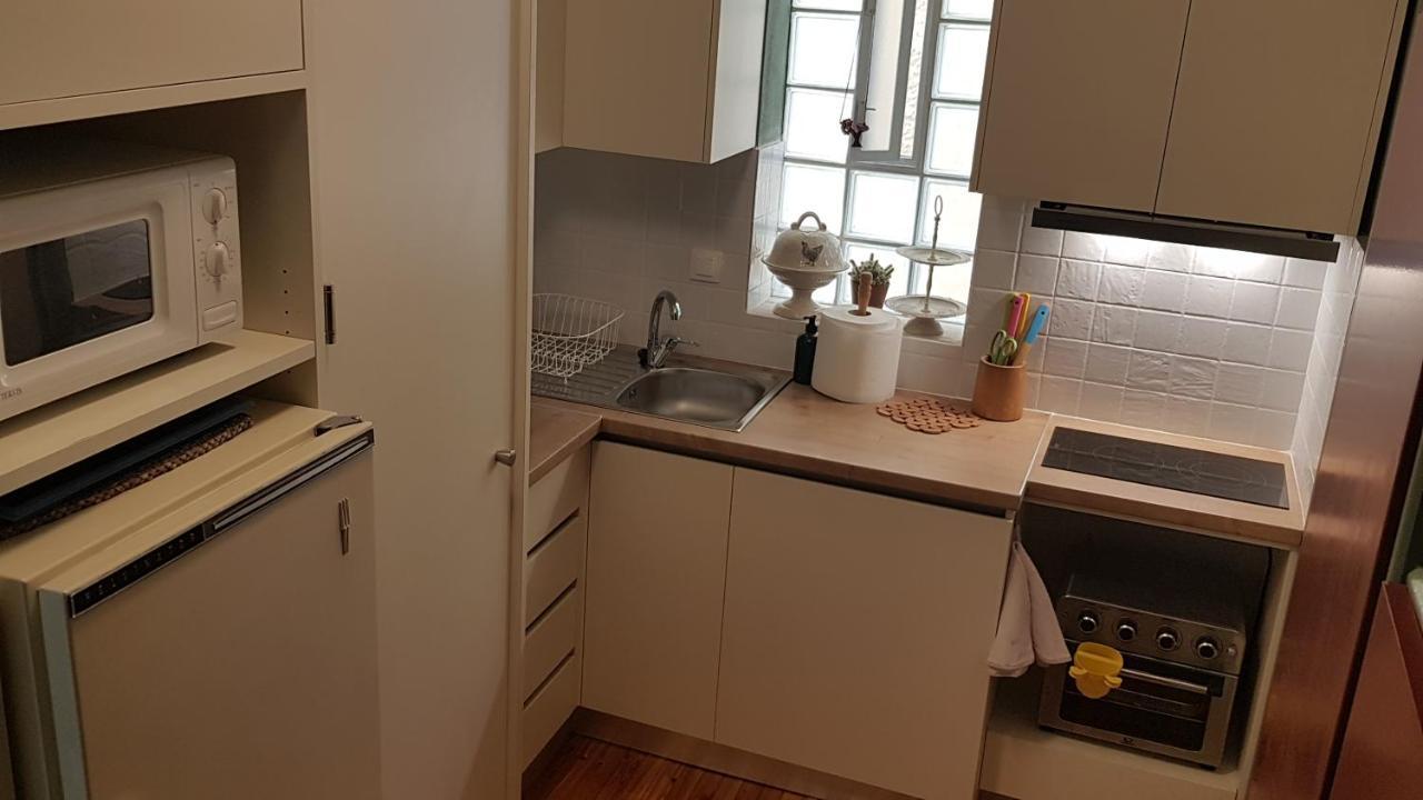 Konstantinos'S Luxury Vintage Apartment Солун Екстериор снимка