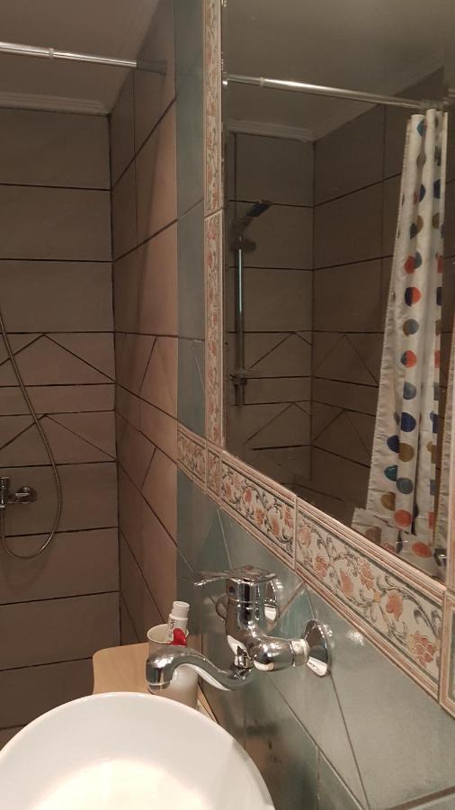 Konstantinos'S Luxury Vintage Apartment Солун Екстериор снимка