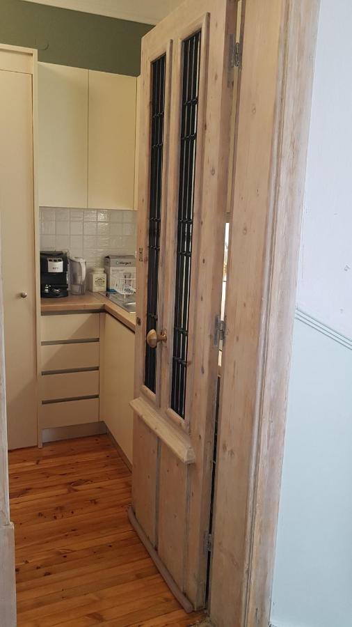 Konstantinos'S Luxury Vintage Apartment Солун Екстериор снимка