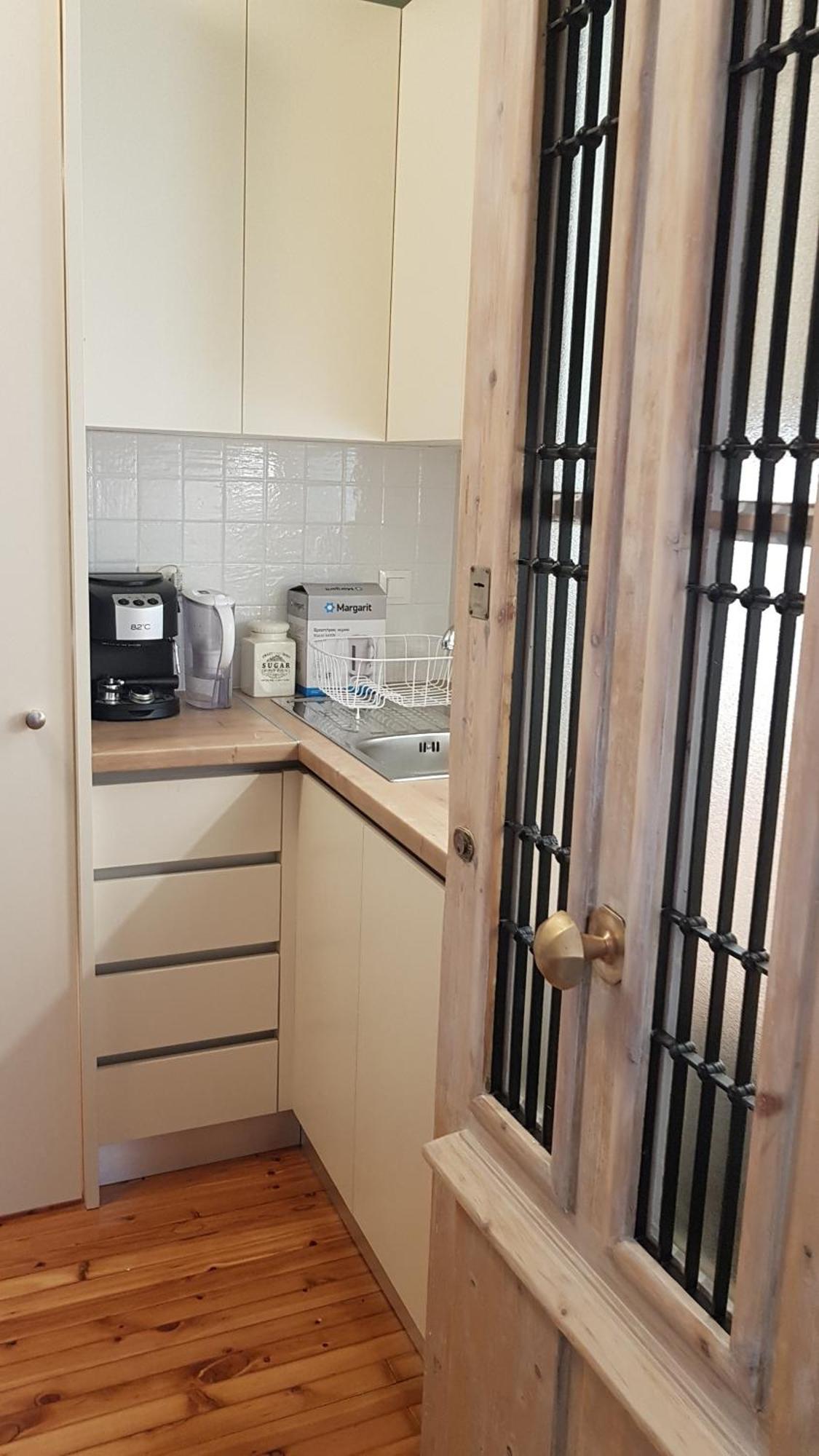 Konstantinos'S Luxury Vintage Apartment Солун Екстериор снимка