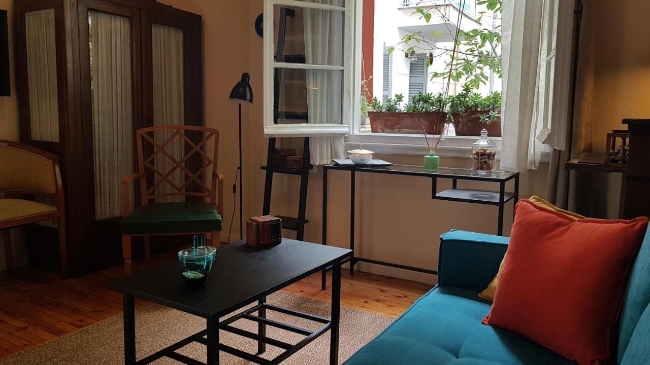 Konstantinos'S Luxury Vintage Apartment Солун Екстериор снимка